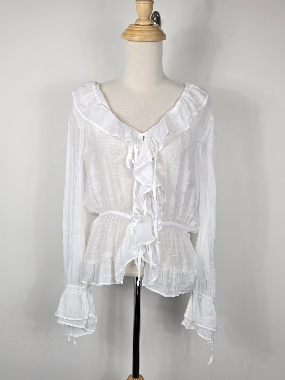 Love & Piece Collection White Ruffle Tie Front Blouse XL Boho Fairycore Y2K